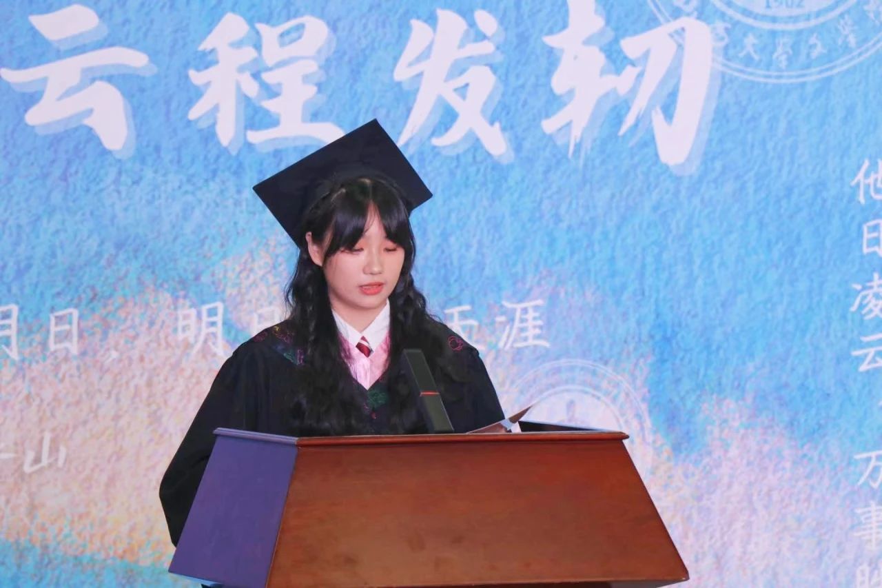 d9040614a1694a45a0b2685712cc3bb9.jpg