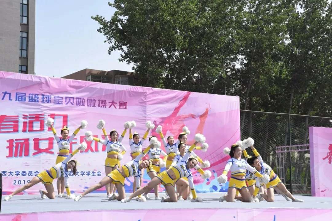 63f5e0aaa2c449b18a384c3638f20f3f.jpg