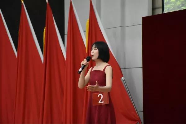 2f7b62cdf37e47c0aedce5366f61f53e.jpg